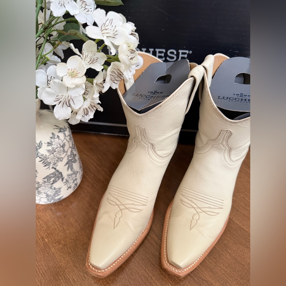 Lucchese Gaby Cowboy Boots